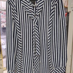 Chemise à cravates  raillures élégance